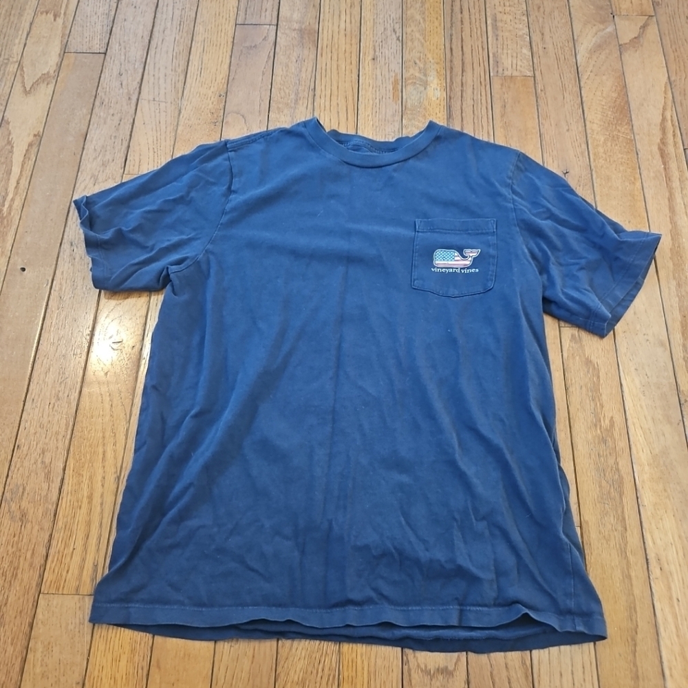 Vineyard Vines Boy’s America Flag USA  Short Sleeve Blue Pocket Tee Boys Yth XL